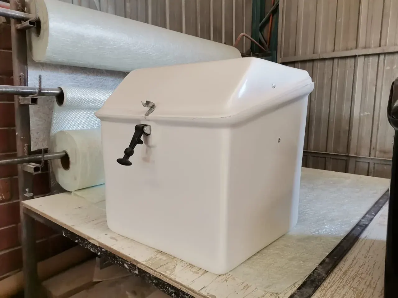 Caja delivery moto XL FRP - GlobalFibra - 3