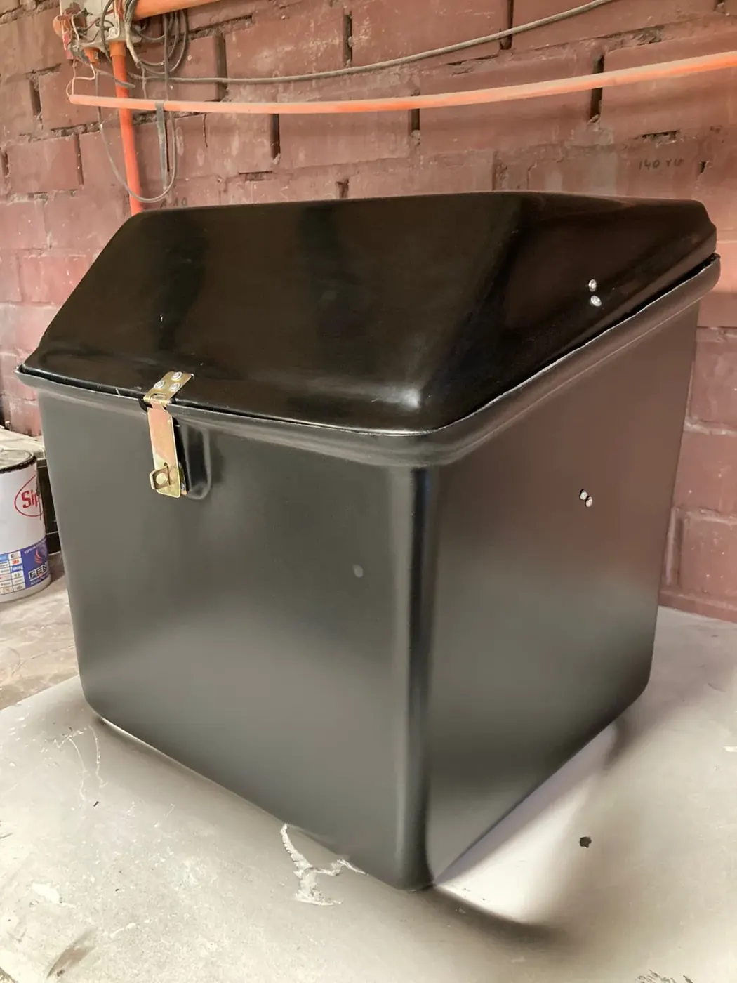 Caja delivery moto reparto FRP - GlobalFibra Chile - 10