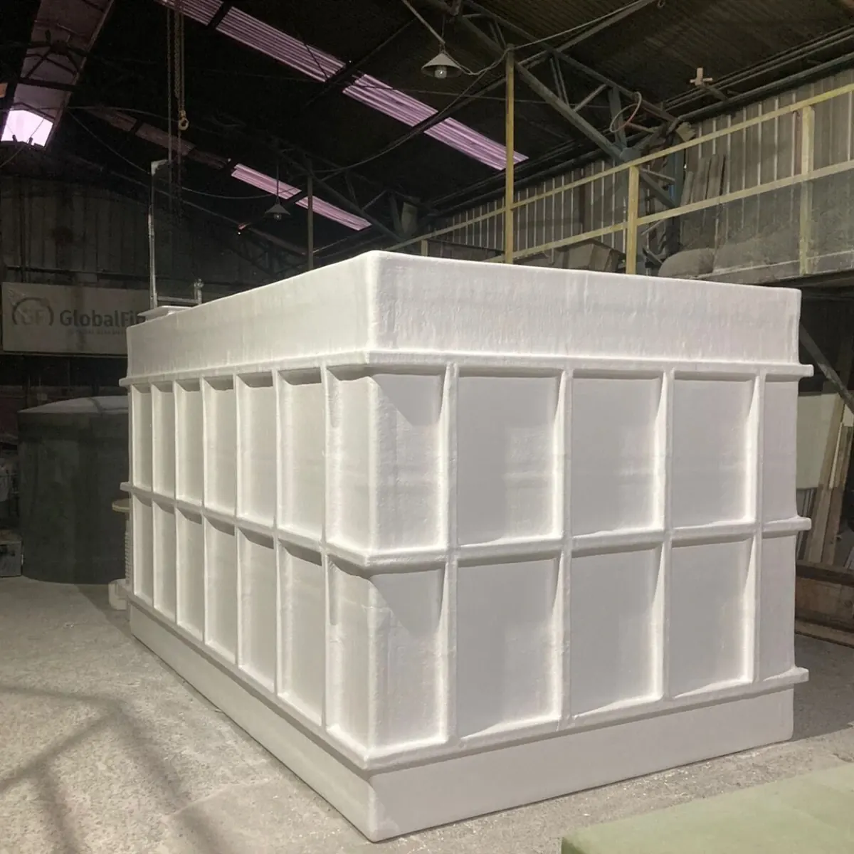 Estanque PRFV rectangular industrial - GlobalFibra Chile - 2