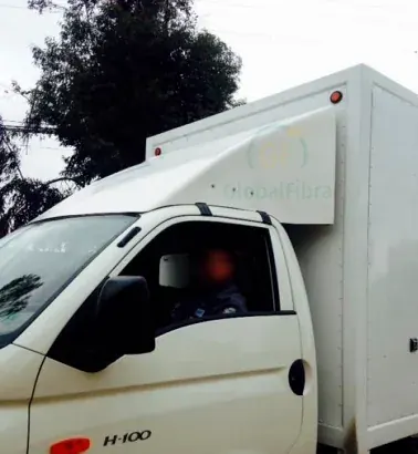 Spoiler cortaviento Hyundai H100 FRP fibra de vidrio - GlobalFibra Chile - 1