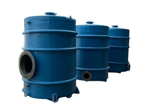 Estanque BioFiltro para carbón activado hecho en Fibra de Vidrio por GlobalFibra Chile con capacidad de 6.000 litros.